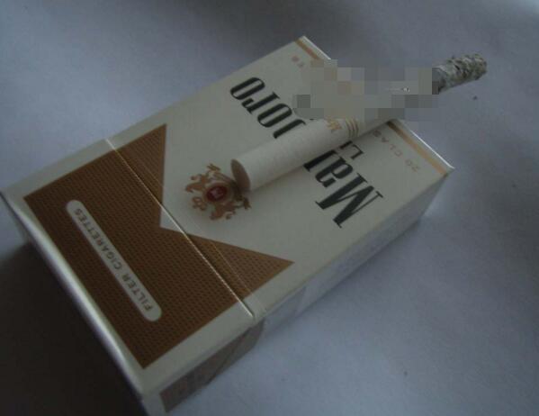 外烟推荐女士香烟不苦